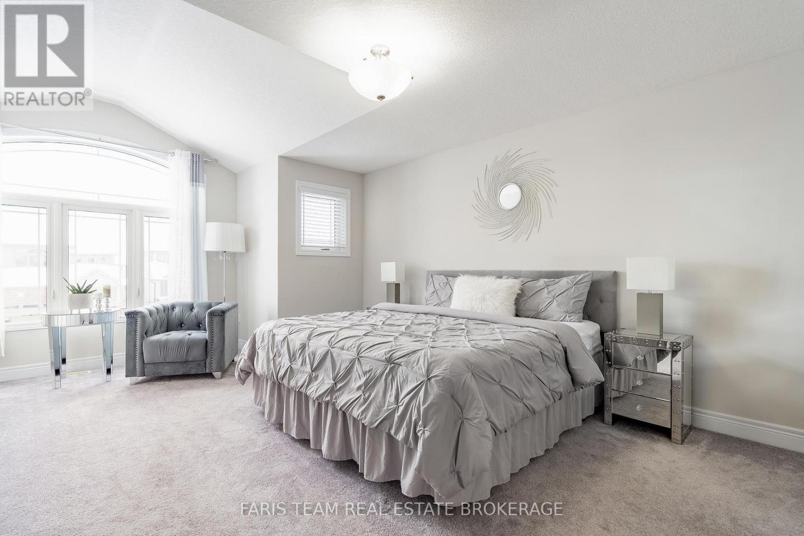 13 Tindall Crescent, East Luther Grand Valley, ON - Indoor Photo Showing Bedroom