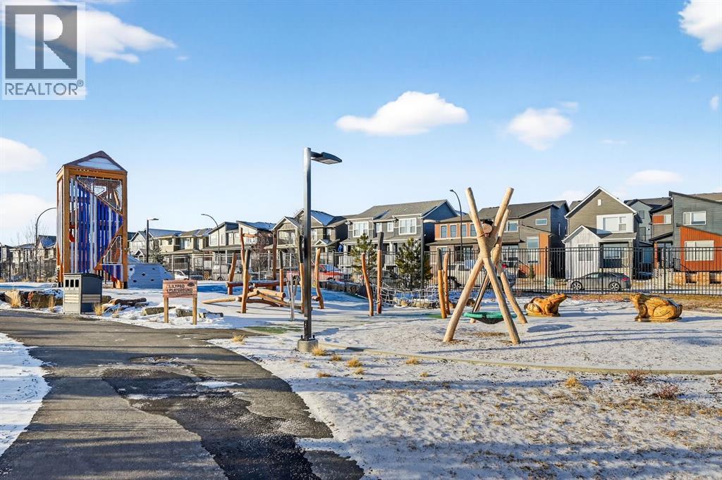 19 Rowley Park Nw, Calgary, AB - Outdoor