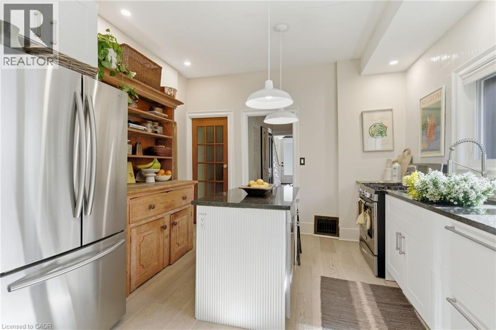 48 Liberty Street, Hamilton, ON - Indoor Photo Showing Kitchen