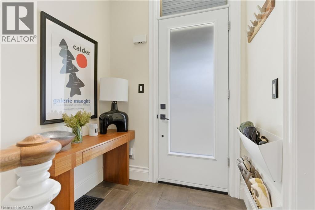 48 Liberty Street, Hamilton, ON - Indoor Photo Showing Other Room