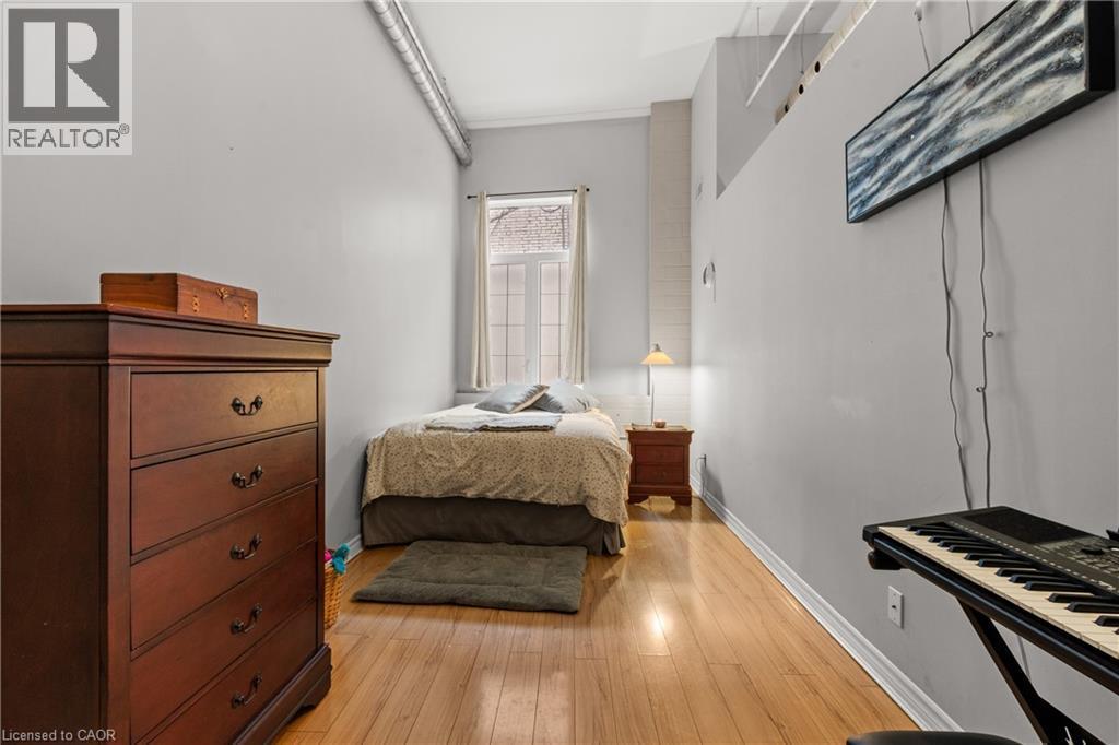 80 King William Street Unit# 212, Hamilton, ON - Indoor Photo Showing Bedroom