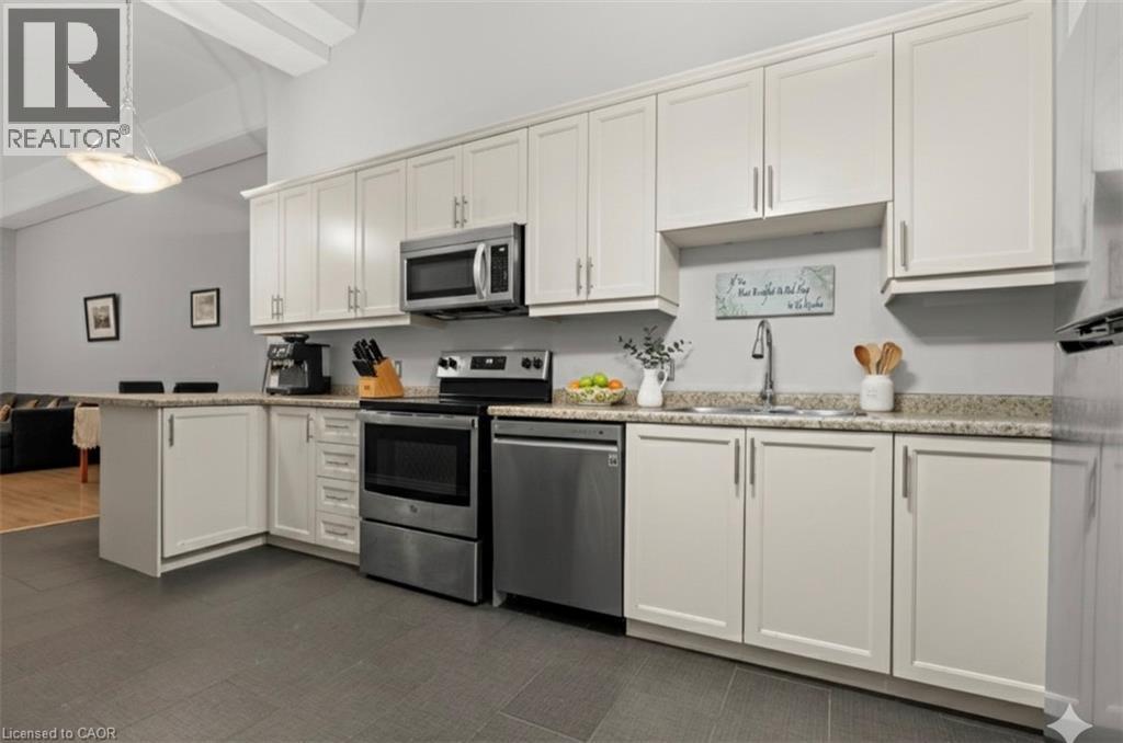 80 King William Street Unit# 212, Hamilton, ON - Indoor Photo Showing Kitchen