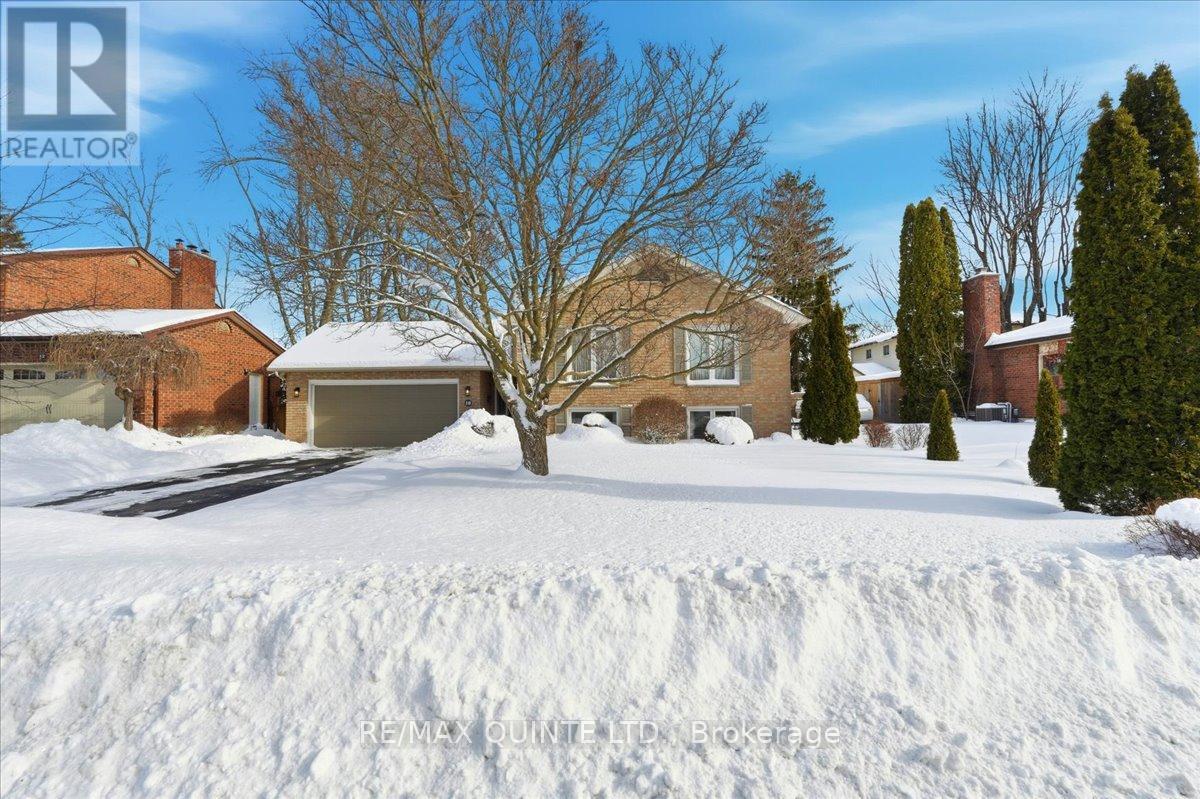 10 Grosvenor Drive, Belleville (Belleville Ward), ON - Outdoor