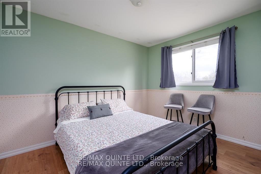 252 Maines Road, Tweed (Hungerford (Twp)), ON - Indoor Photo Showing Bedroom