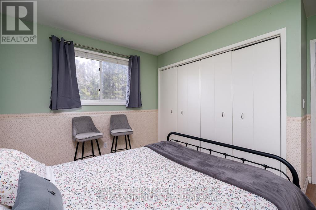 252 Maines Road, Tweed (Hungerford (Twp)), ON - Indoor Photo Showing Bedroom