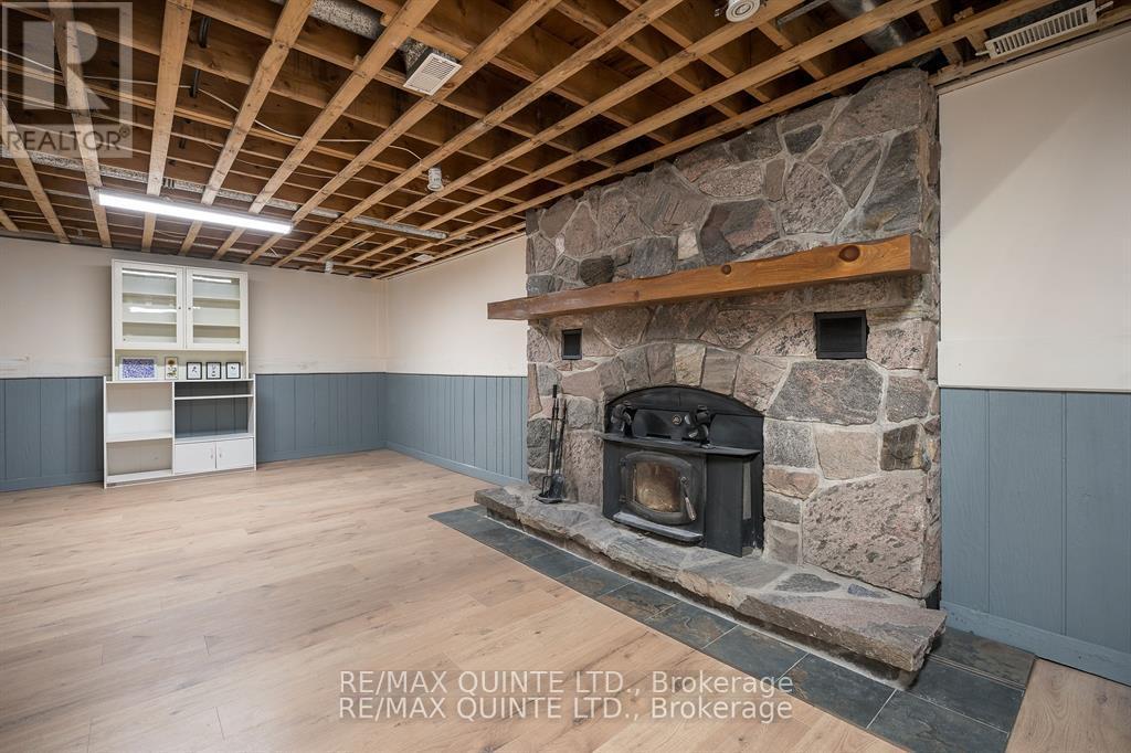 252 Maines Road, Tweed (Hungerford (Twp)), ON - Indoor With Fireplace