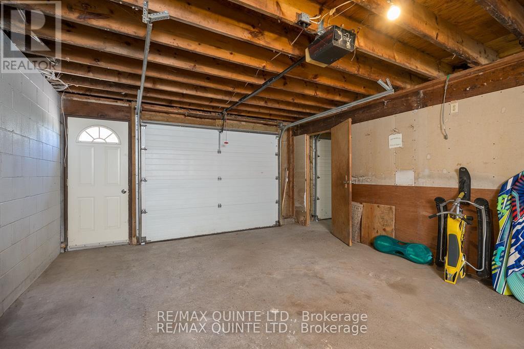 252 Maines Road, Tweed (Hungerford (Twp)), ON - Indoor Photo Showing Garage