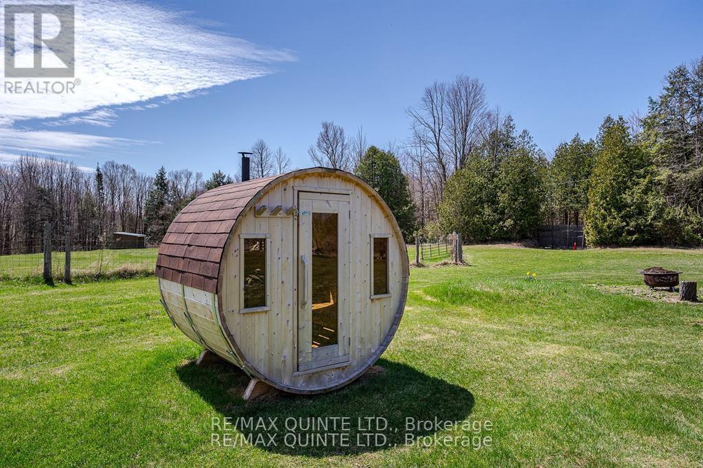 252 Maines Road, Tweed (Hungerford (Twp)), ON - Outdoor