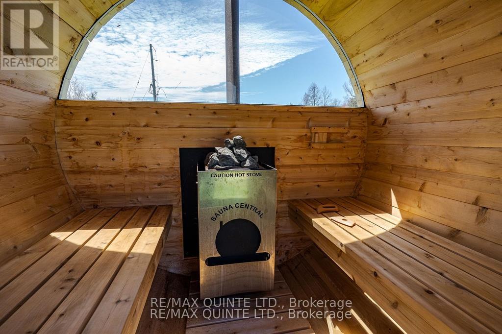 252 Maines Road, Tweed (Hungerford (Twp)), ON - Indoor Photo Showing Other Room