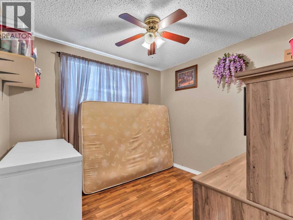 12002 Range Road 65, Rural Cypress County, AB - Indoor