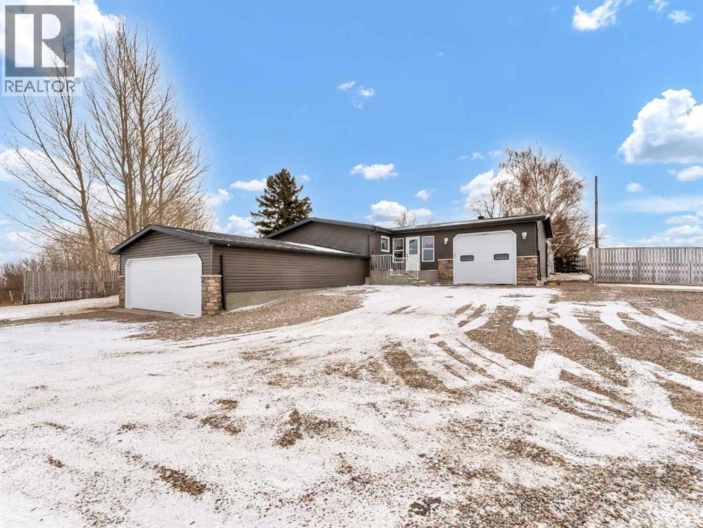 12002 Range Road 65, Rural Cypress County, AB - Outdoor