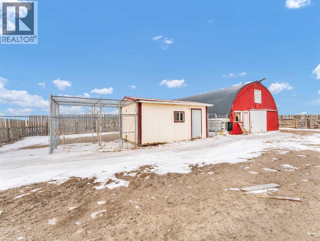 12002 Range Road 65, Rural Cypress County, AB - Outdoor