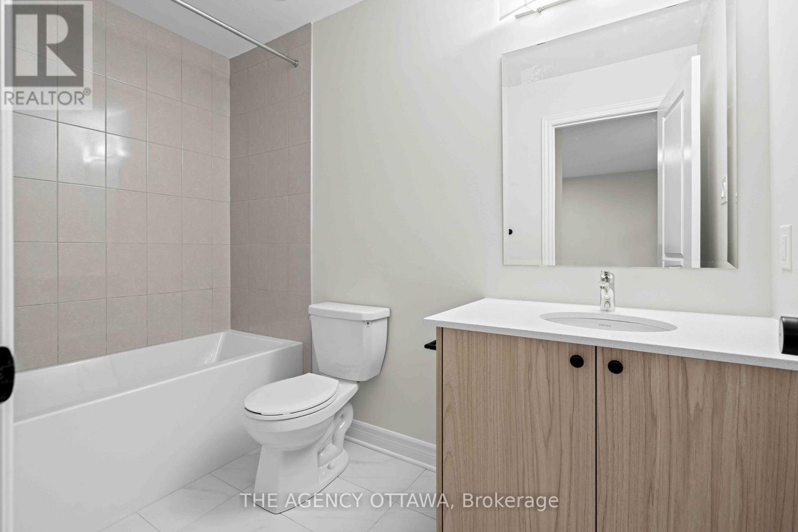 1150 Cope Drive, Ottawa, ON - Indoor Photo Showing Bathroom