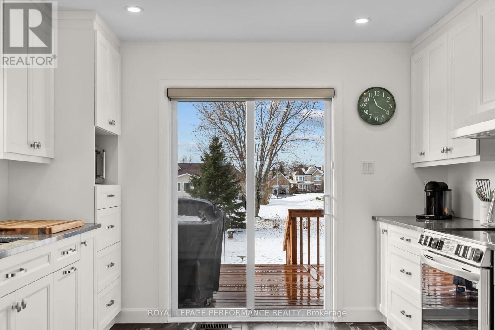 52 Adam Street, The Nation, ON - Indoor Photo Showing Kitchen