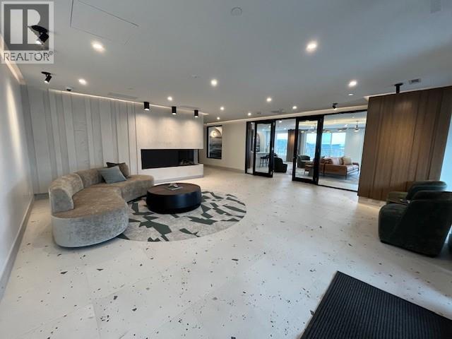 75 Predator Ridge Drive Unit# 406, Vernon, BC - Indoor Photo Showing Other Room