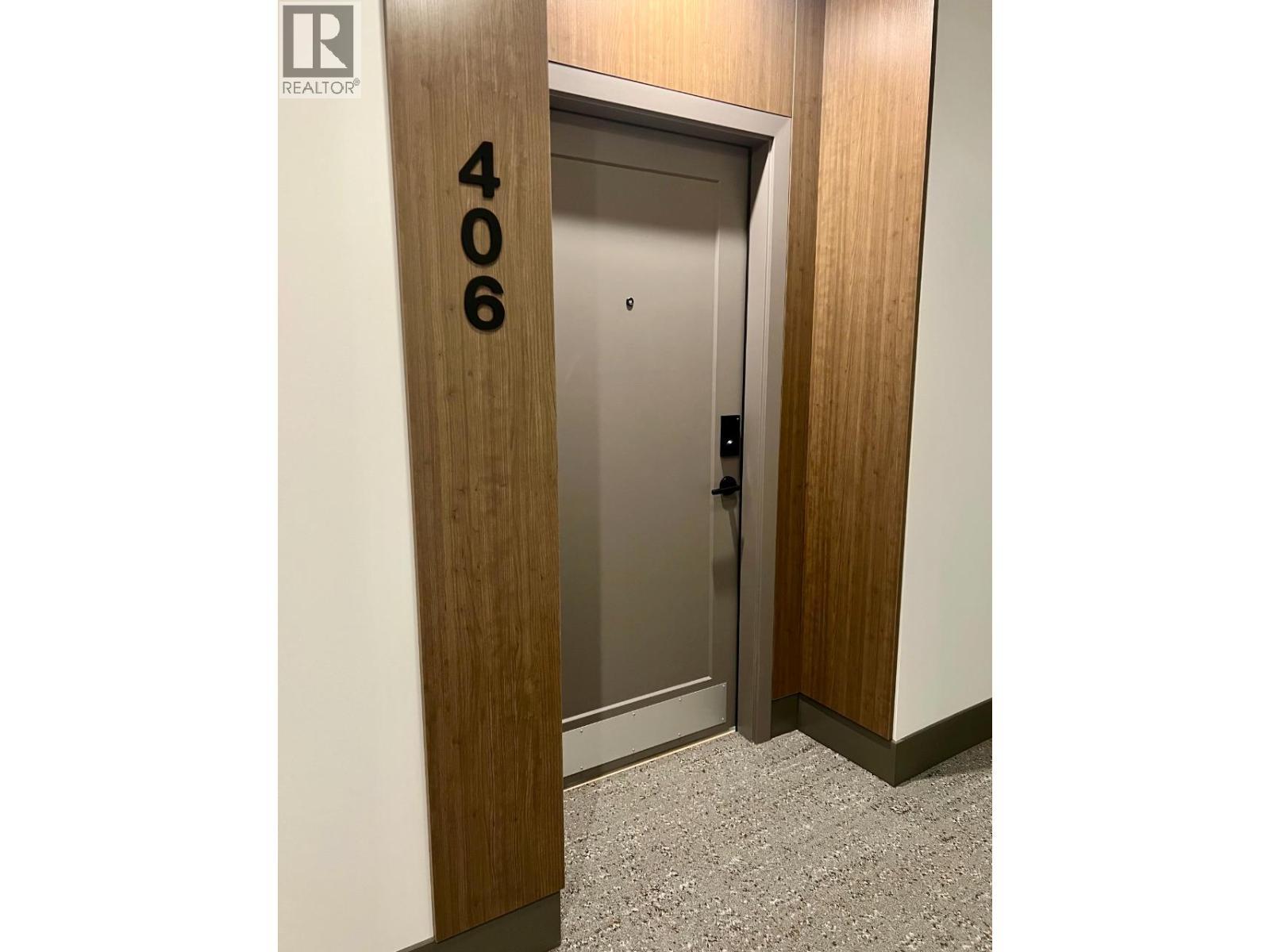 75 Predator Ridge Drive Unit# 406, Vernon, BC - Indoor Photo Showing Other Room