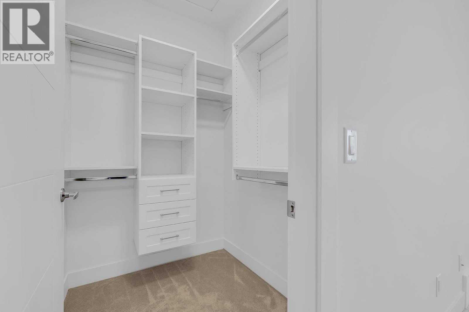 Photo of a similar home in the community. - 5300 Main Street Unit# 103, Kelowna, BC - Indoor Photo Showing Other Room