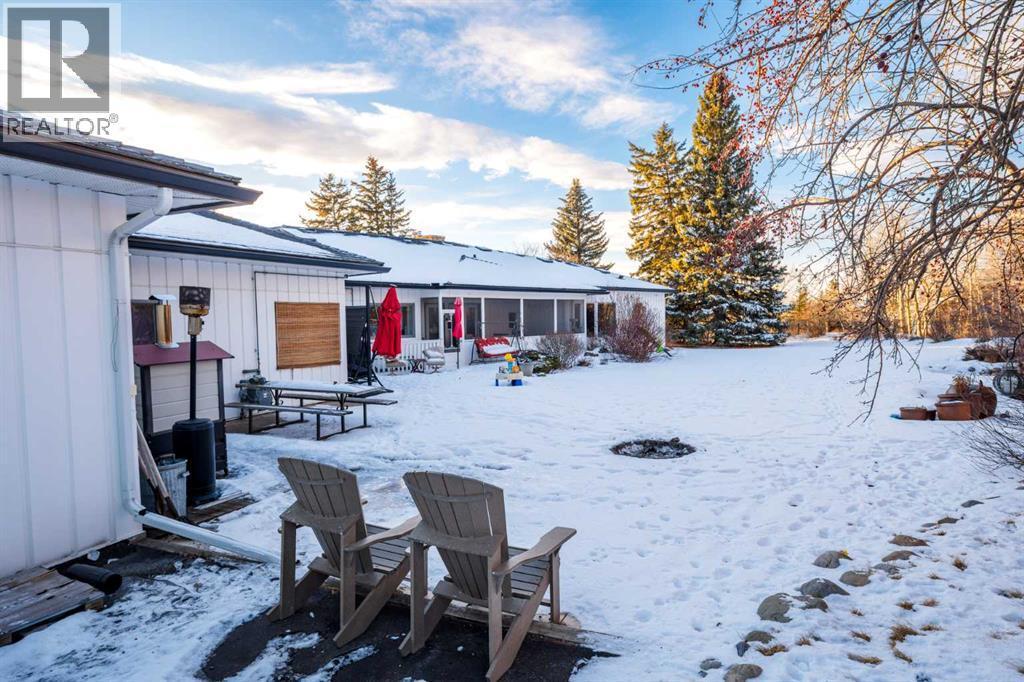 187 Slopeview Drive Sw, Calgary, AB - Outdoor With Deck Patio Veranda