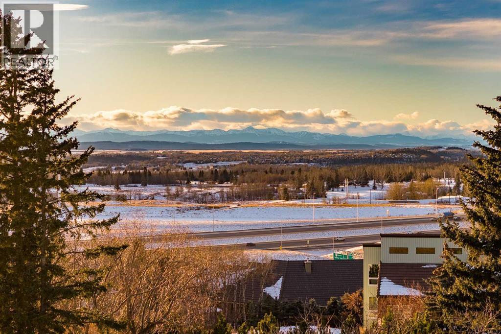 187 Slopeview Drive Sw, Calgary, AB - Outdoor With View