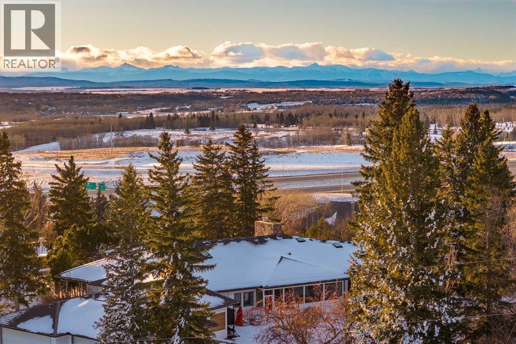 187 Slopeview Drive Sw, Calgary, AB - Outdoor With View