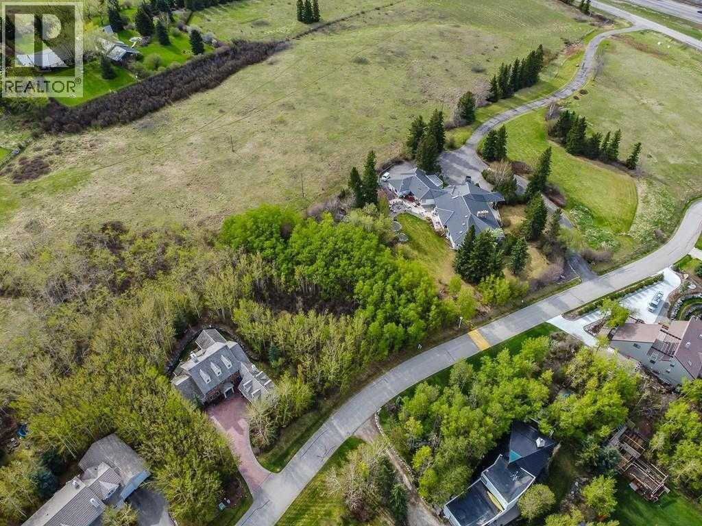 187 Slopeview Drive Sw, Calgary, AB - Outdoor With View