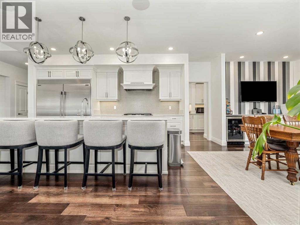 245 Prairie Rose Place S, Lethbridge, AB - Indoor Photo Showing Kitchen With Upgraded Kitchen