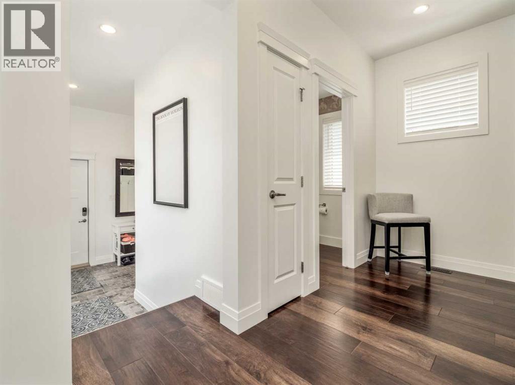 245 Prairie Rose Place S, Lethbridge, AB - Indoor Photo Showing Other Room