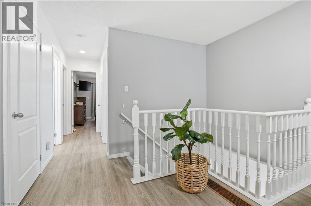 31 Galileo Boulevard, Brantford, ON - Indoor Photo Showing Other Room