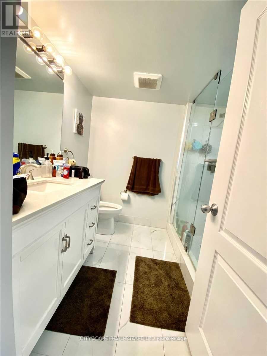 2005 - 50 Lombard Street, Toronto, ON - Indoor Photo Showing Bathroom