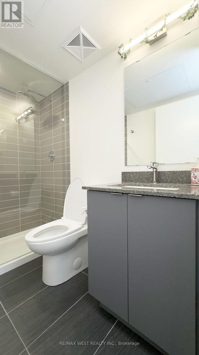 630 - 500 Wilson Avenue, Toronto, ON - Indoor Photo Showing Bathroom