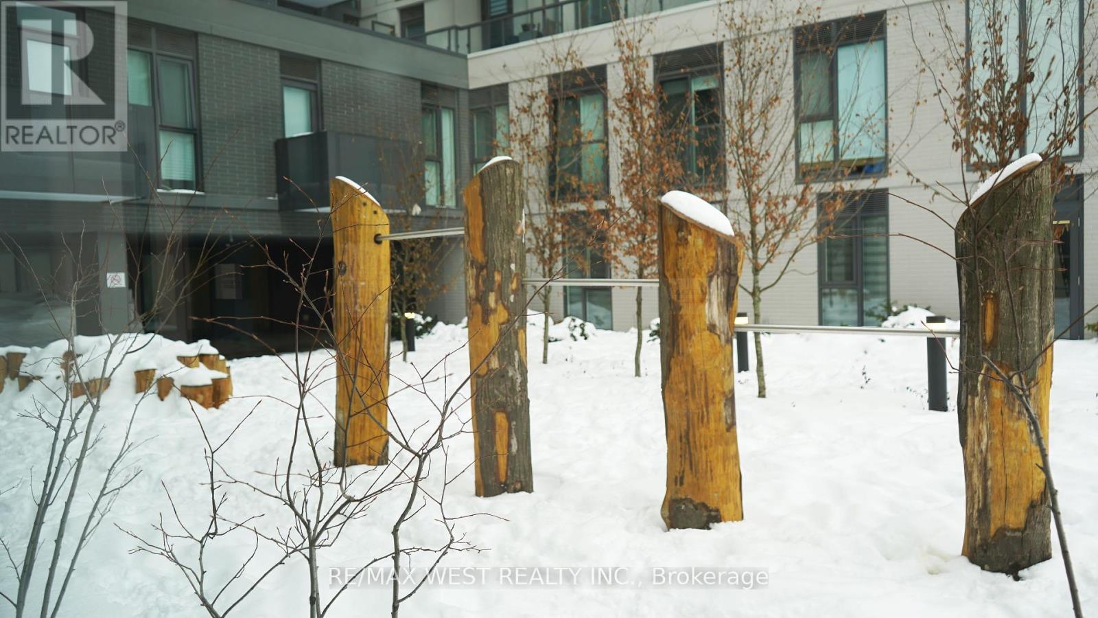 630 - 500 Wilson Avenue, Toronto, ON - Outdoor