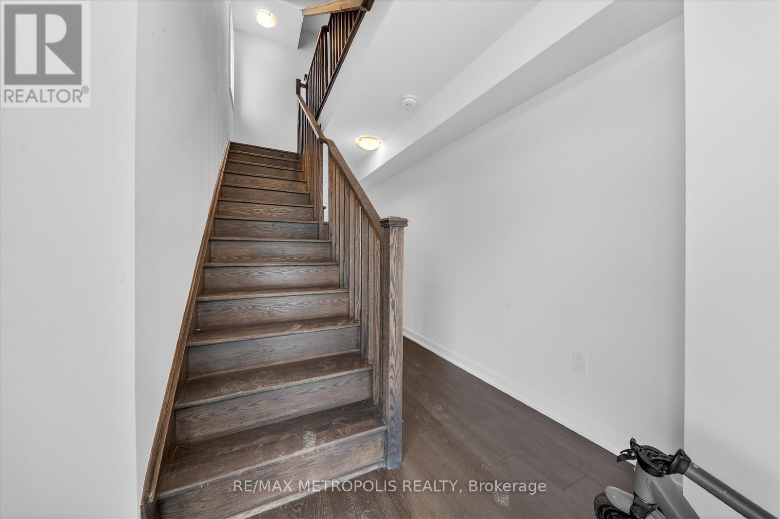 301 - 1865 Pickering Parkway, Pickering, ON - Indoor Photo Showing Other Room