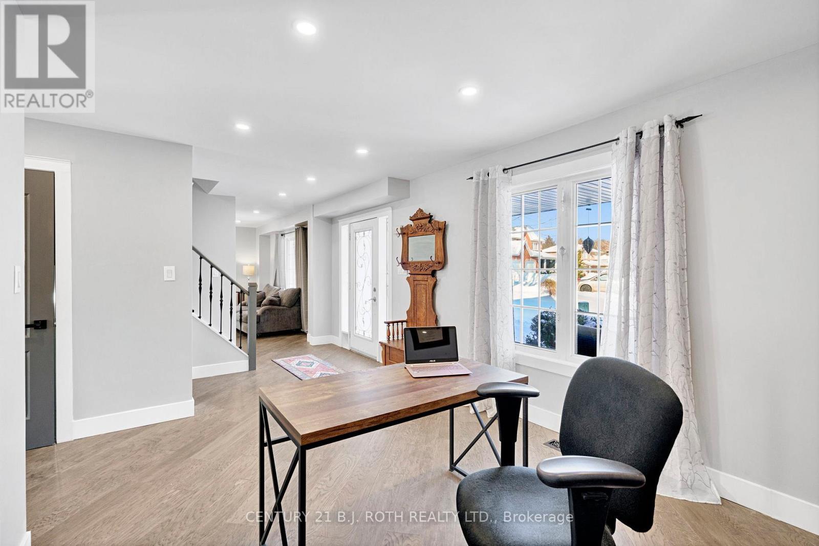 10 Brian Crescent, Adjala-Tosorontio, ON - Indoor