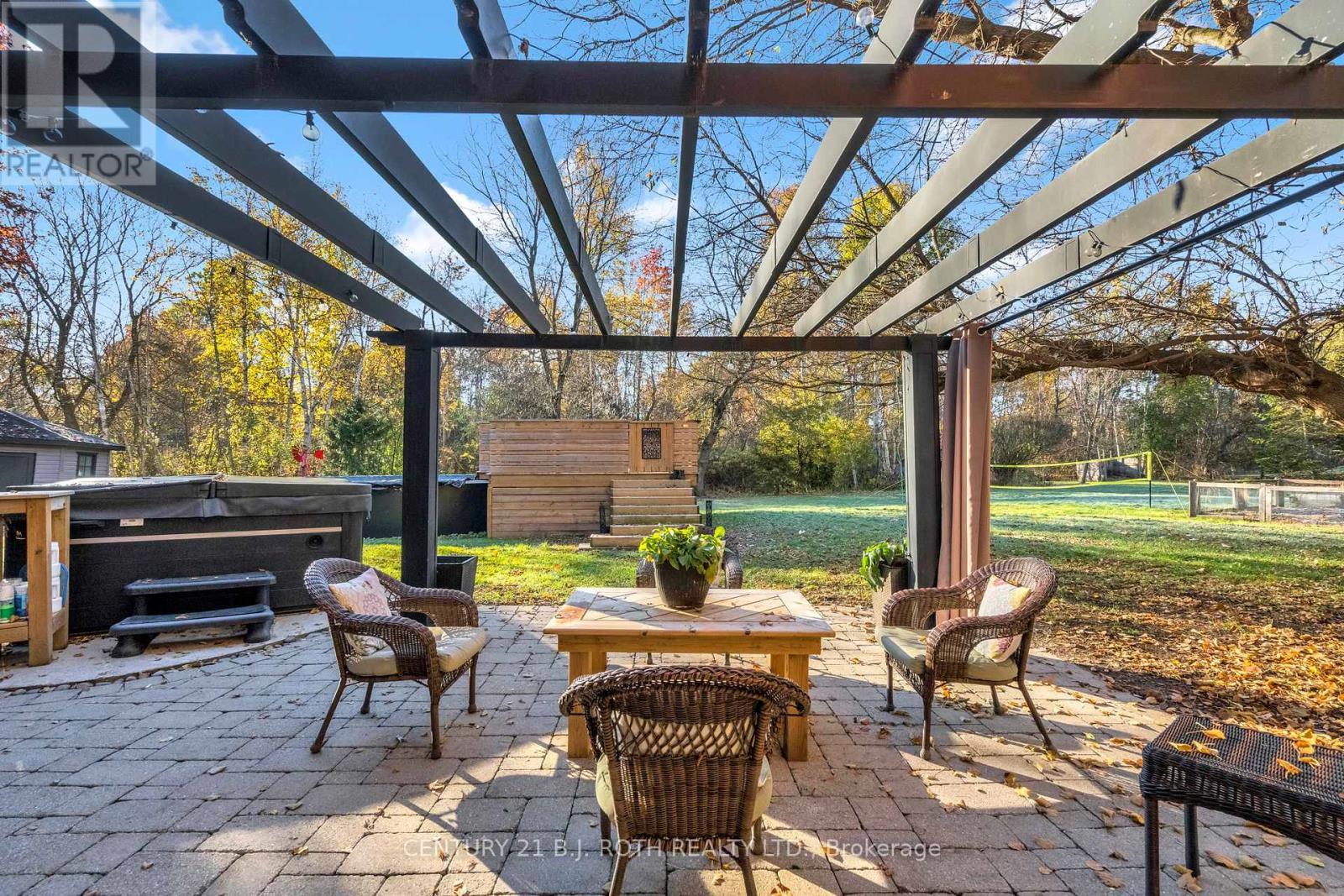 10 Brian Crescent, Adjala-Tosorontio, ON - Outdoor With Deck Patio Veranda