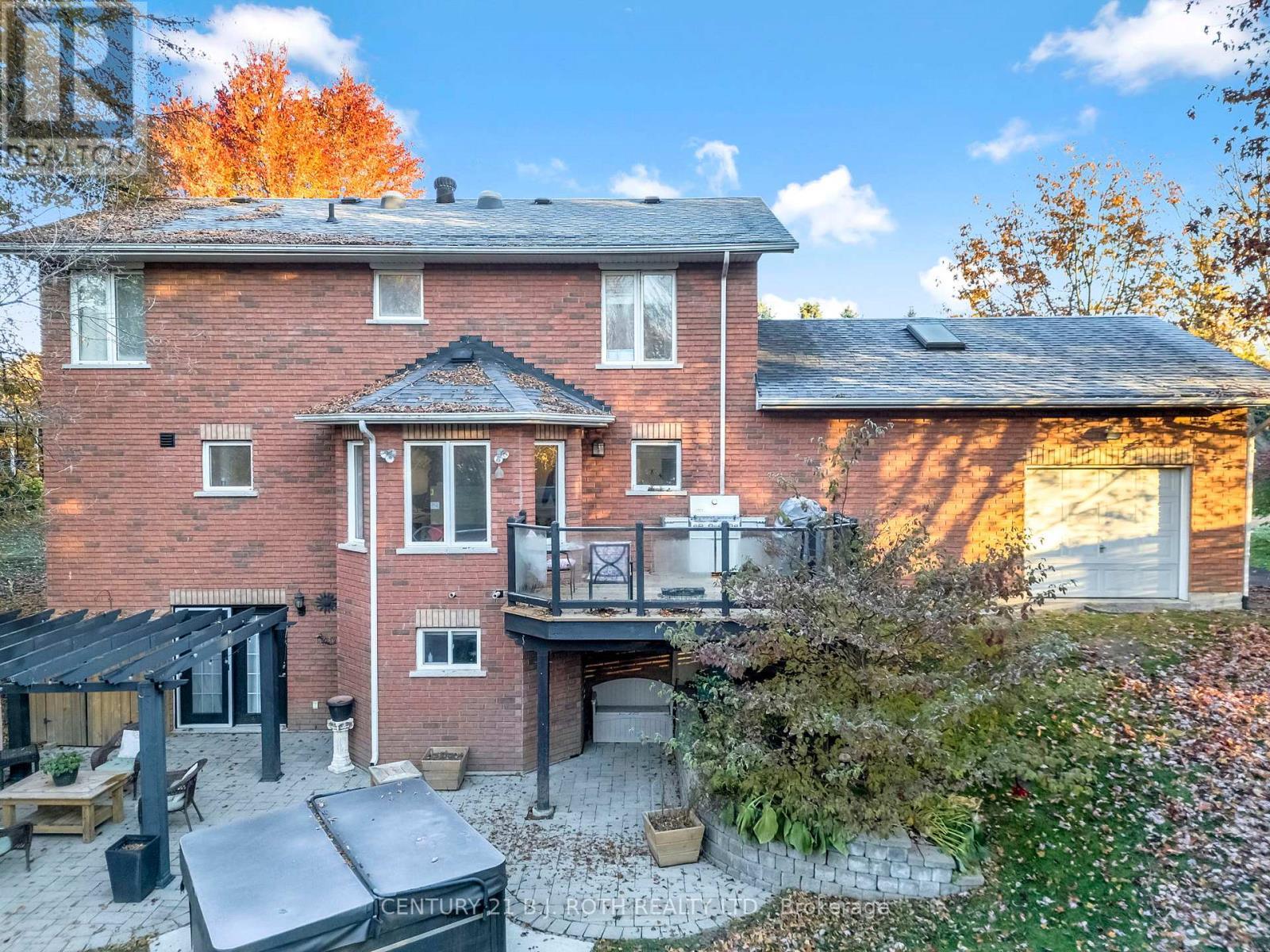 10 Brian Crescent, Adjala-Tosorontio, ON - Outdoor With Deck Patio Veranda