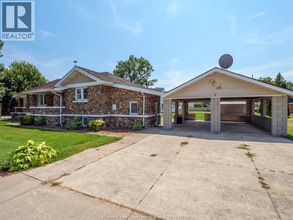 235 Queen Street, Harrow, ON - Outdoor