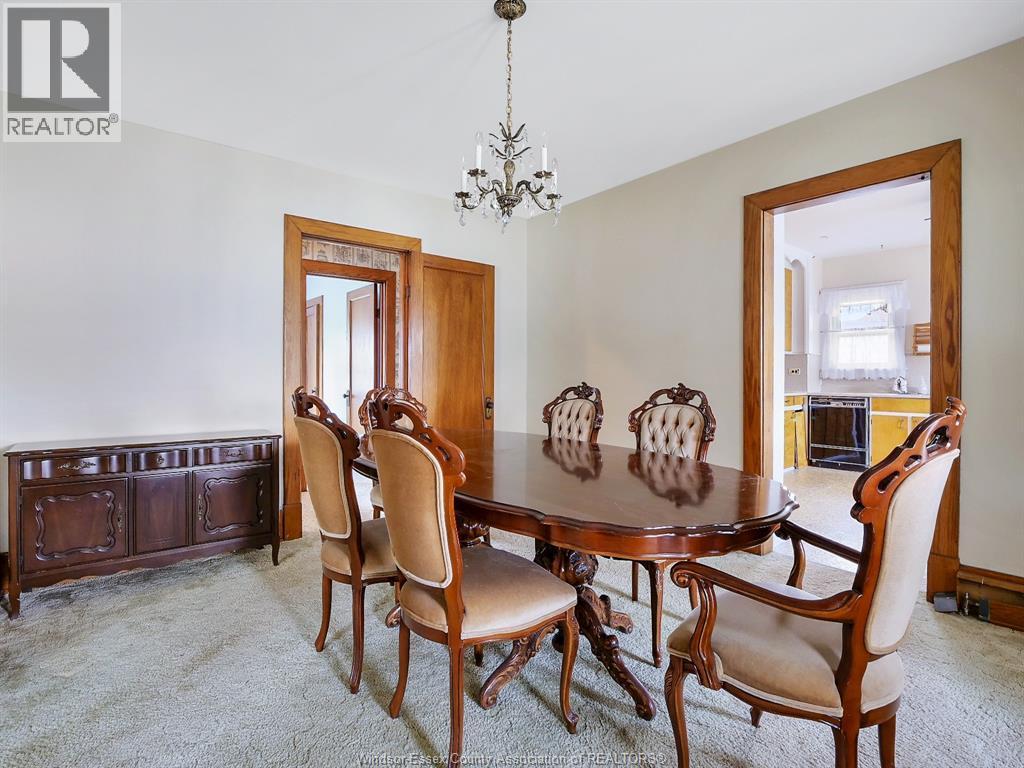 235 Queen Street, Harrow, ON - Indoor Photo Showing Dining Room