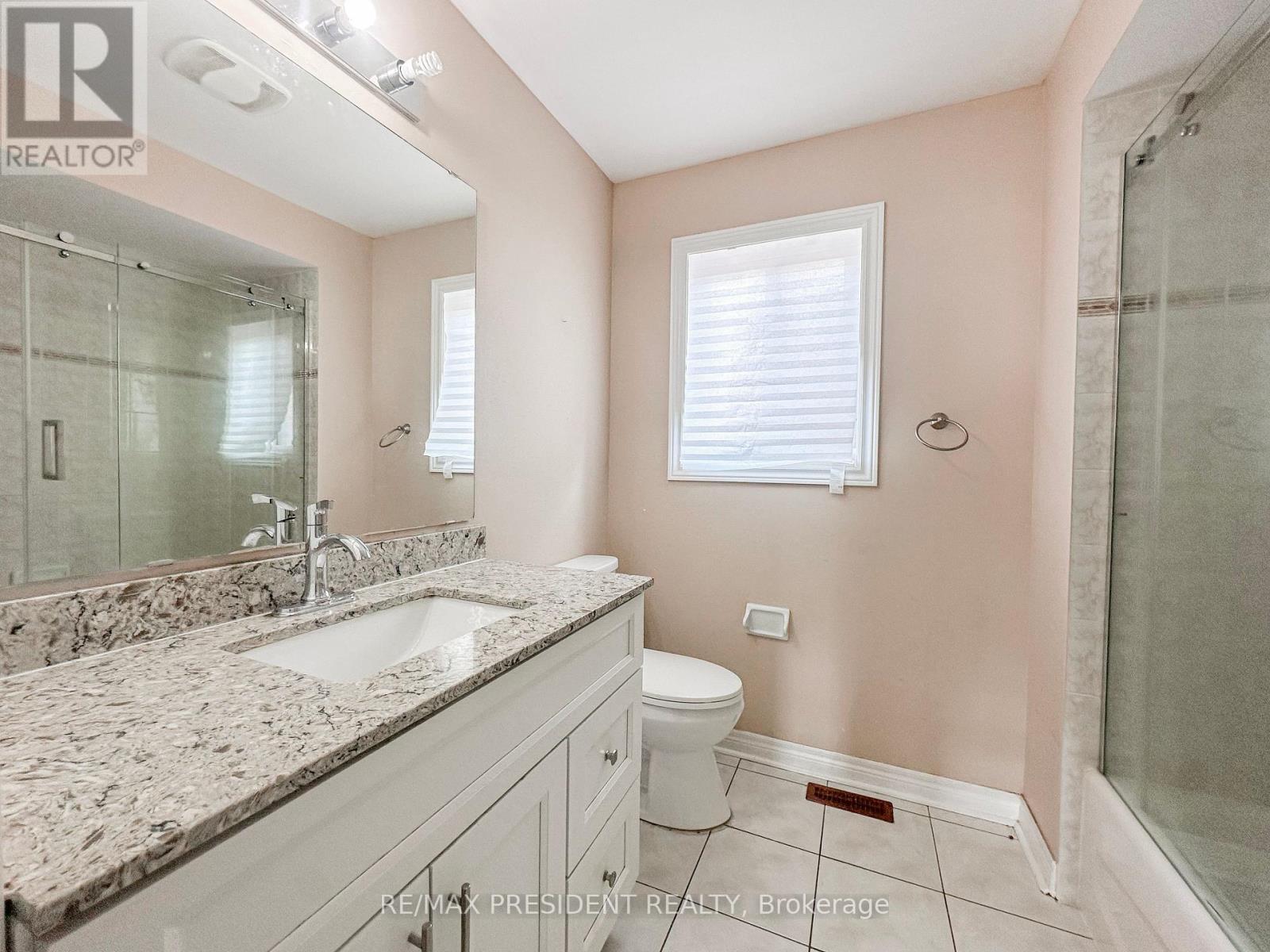 41 Fallstar Crescent, Brampton, ON - Indoor Photo Showing Bathroom