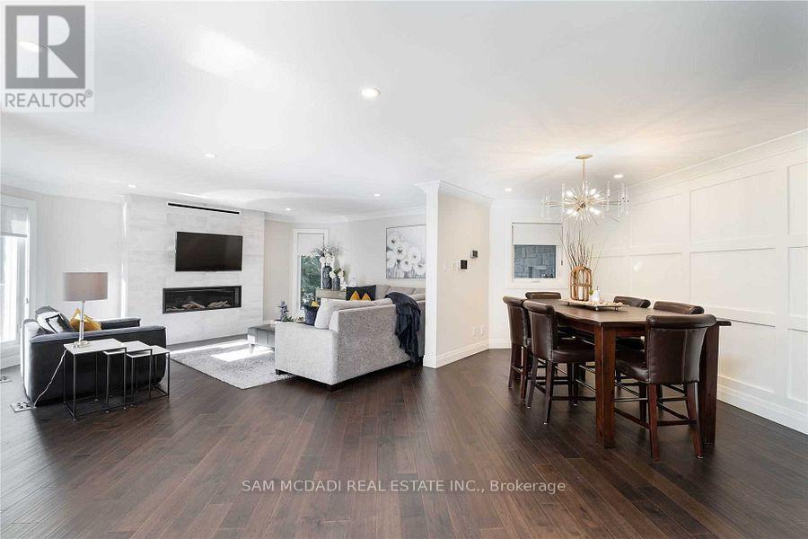 2064 Almira Court, Mississauga, ON - Indoor