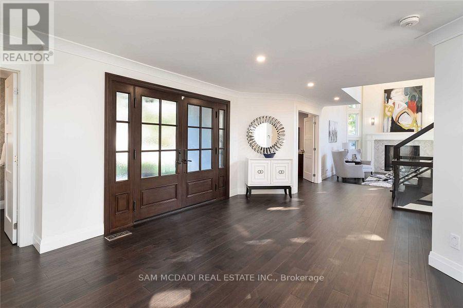 2064 Almira Court, Mississauga, ON - Indoor