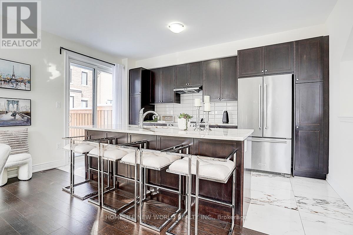 2 Hercules Club Drive, Richmond Hill, ON - Indoor