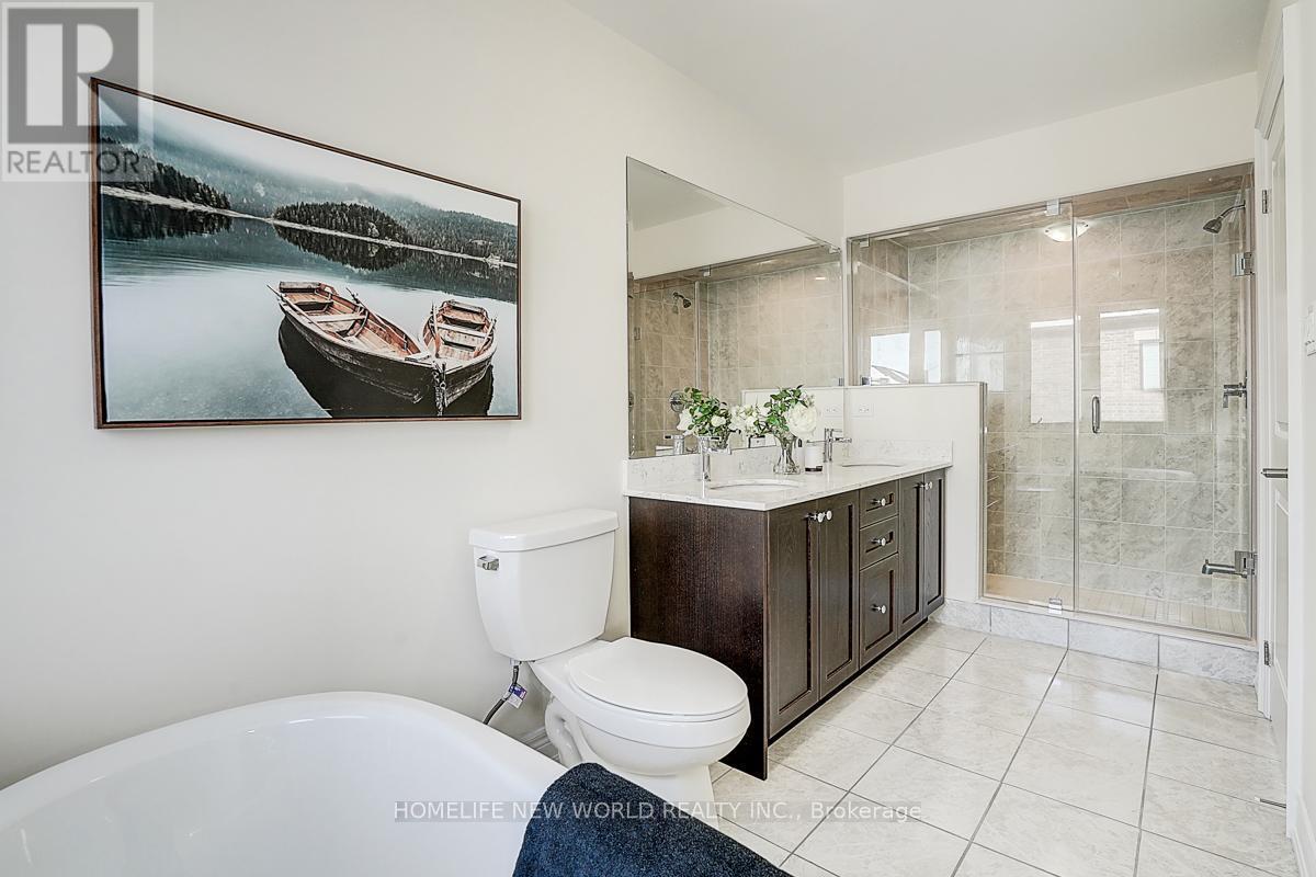 2 Hercules Club Drive, Richmond Hill, ON - Indoor Photo Showing Bathroom