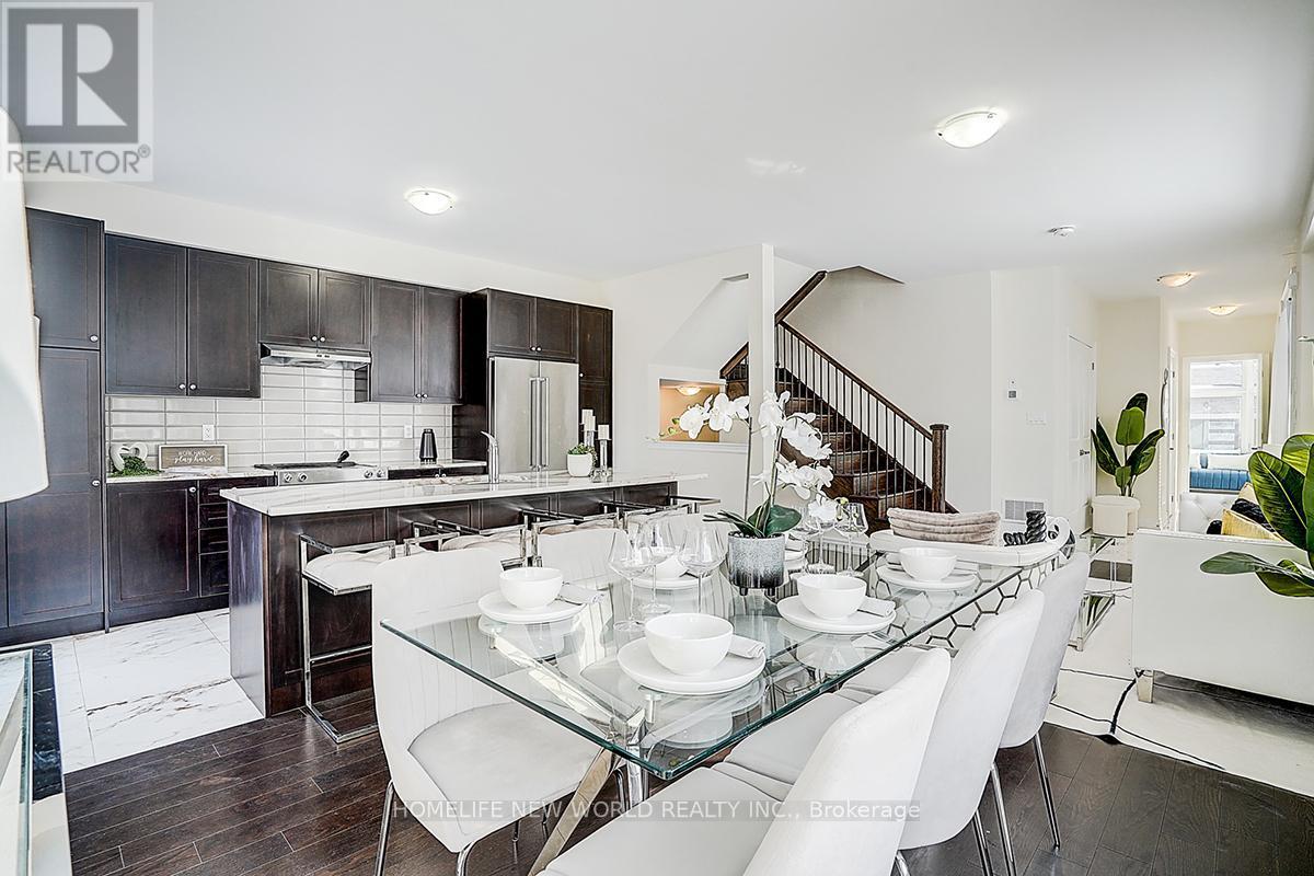 2 Hercules Club Drive, Richmond Hill, ON - Indoor