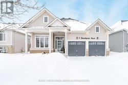 9 BROADPOINT STREET Wasaga Beach, ON L9Z 3B8
