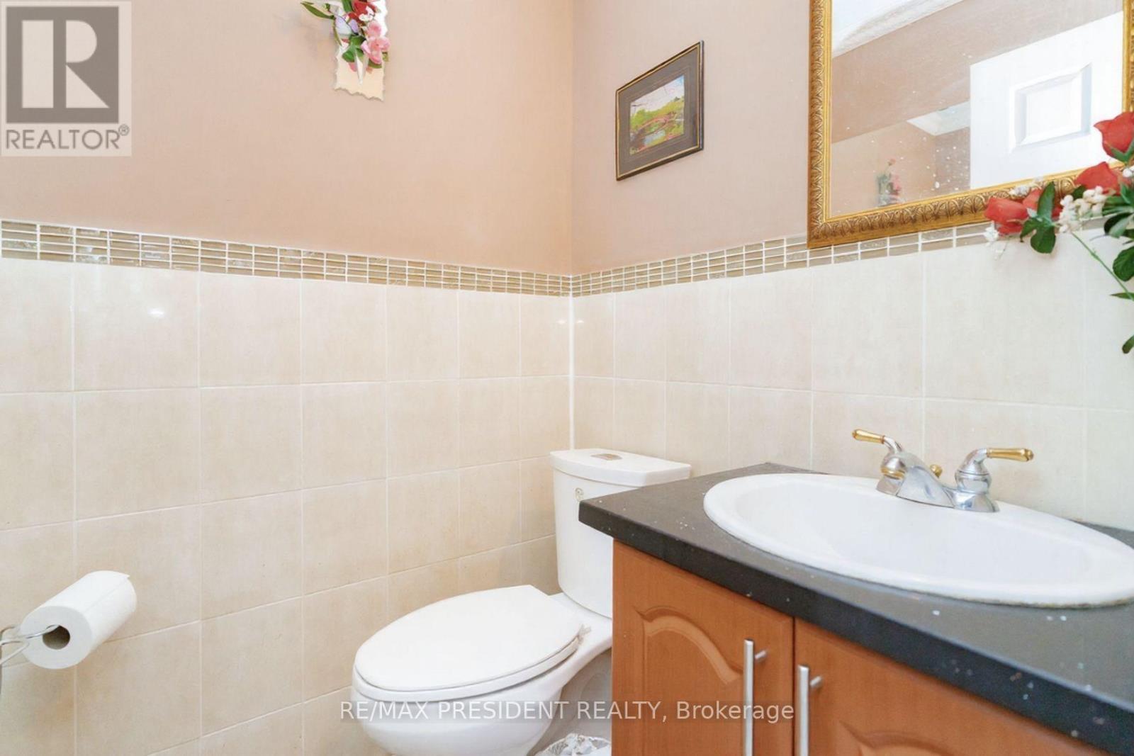 3211 Bloomfield Drive, Mississauga, ON