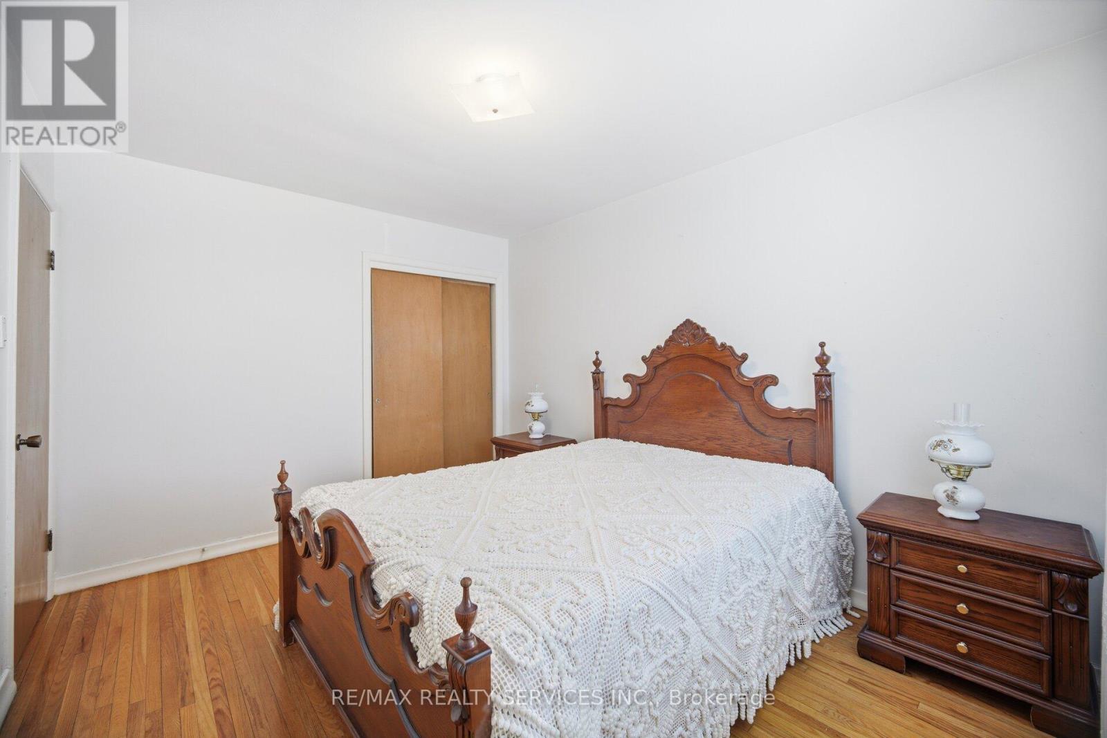 183 Vodden Street E, Brampton, ON - Indoor Photo Showing Bedroom
