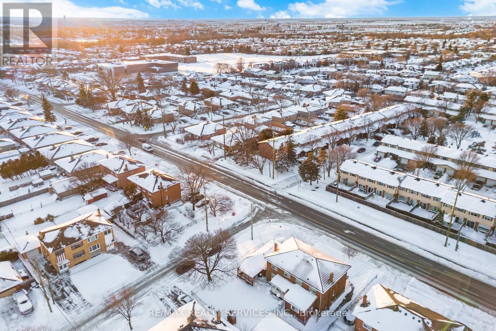 183 Vodden Street E, Brampton, ON - Outdoor With View