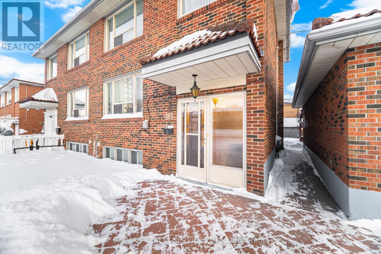 183 Vodden Street E, Brampton, ON - Outdoor