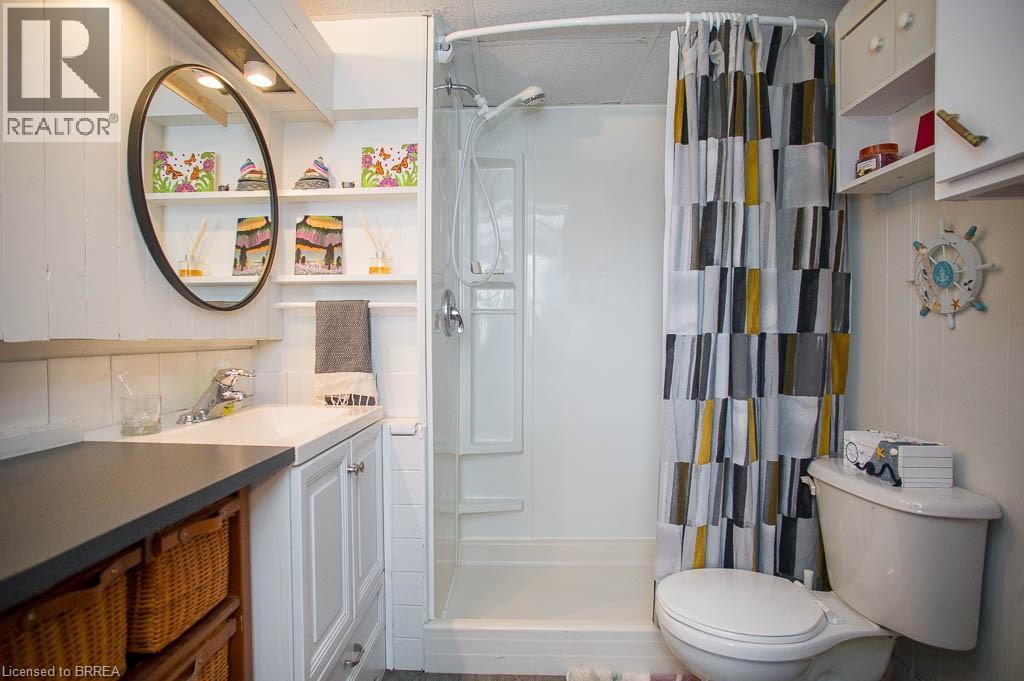 70 Bluewater Avenue Unit# 12, St. Williams, ON - Indoor Photo Showing Bathroom