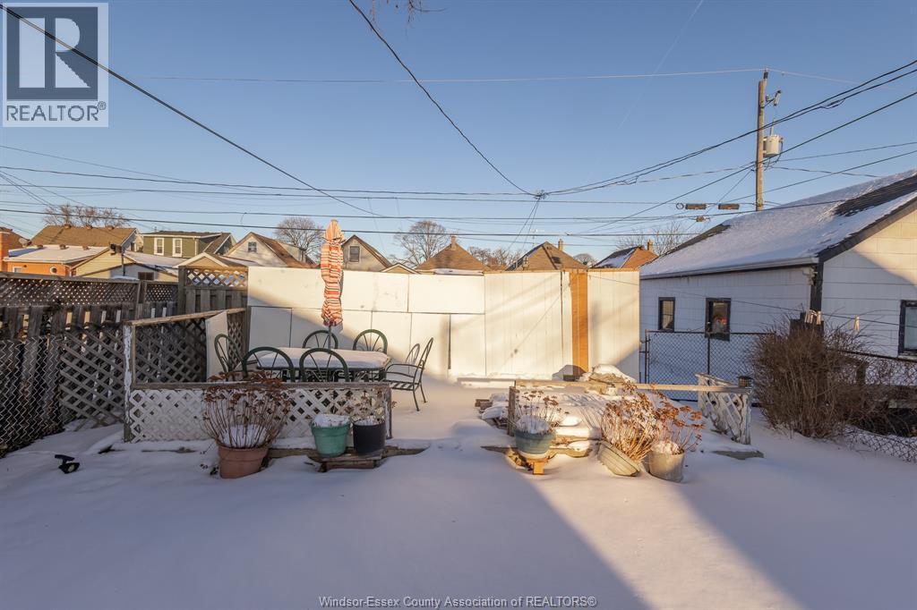 1166 Pierre, Windsor, ON - Outdoor